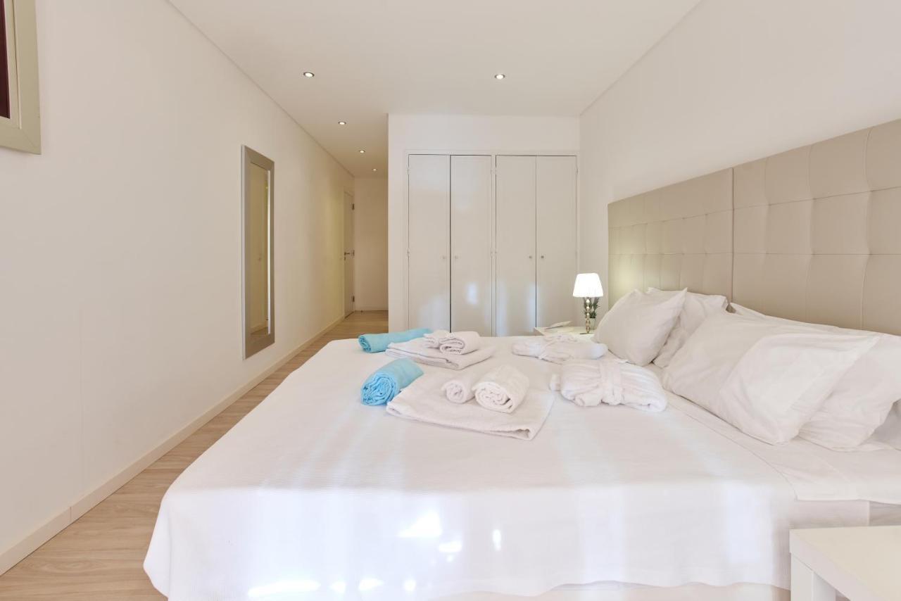 Os Reais - Apt In Front Of The Beach In Centeanes Carvoeiro  Bagian luar foto