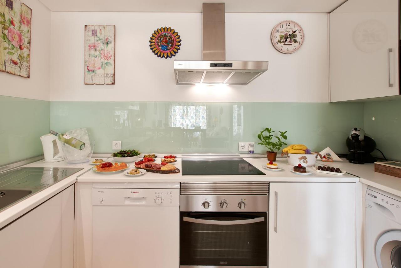 Os Reais - Apt In Front Of The Beach In Centeanes Carvoeiro  Bagian luar foto