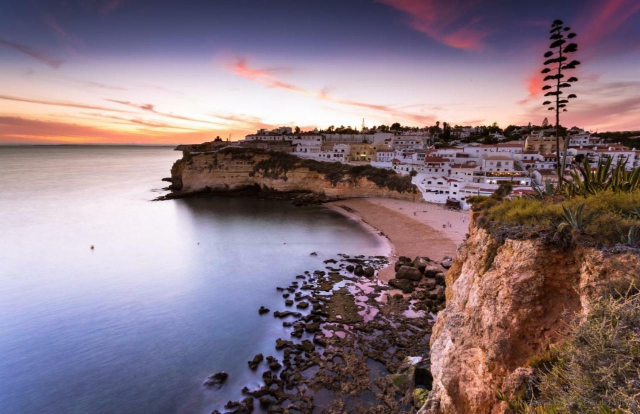 Os Reais - Apt In Front Of The Beach In Centeanes Carvoeiro  Bagian luar foto