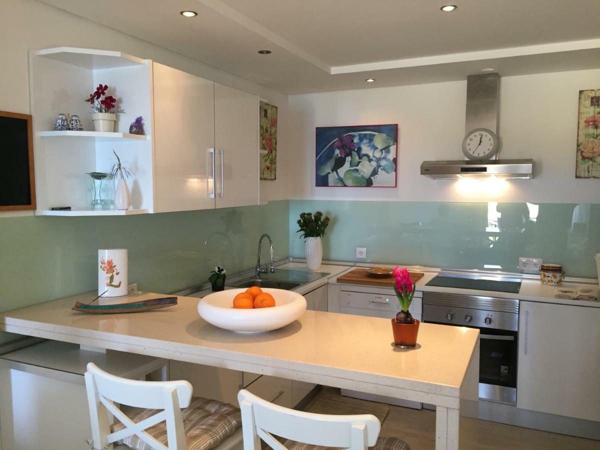 Os Reais - Apt In Front Of The Beach In Centeanes Carvoeiro  Bagian luar foto