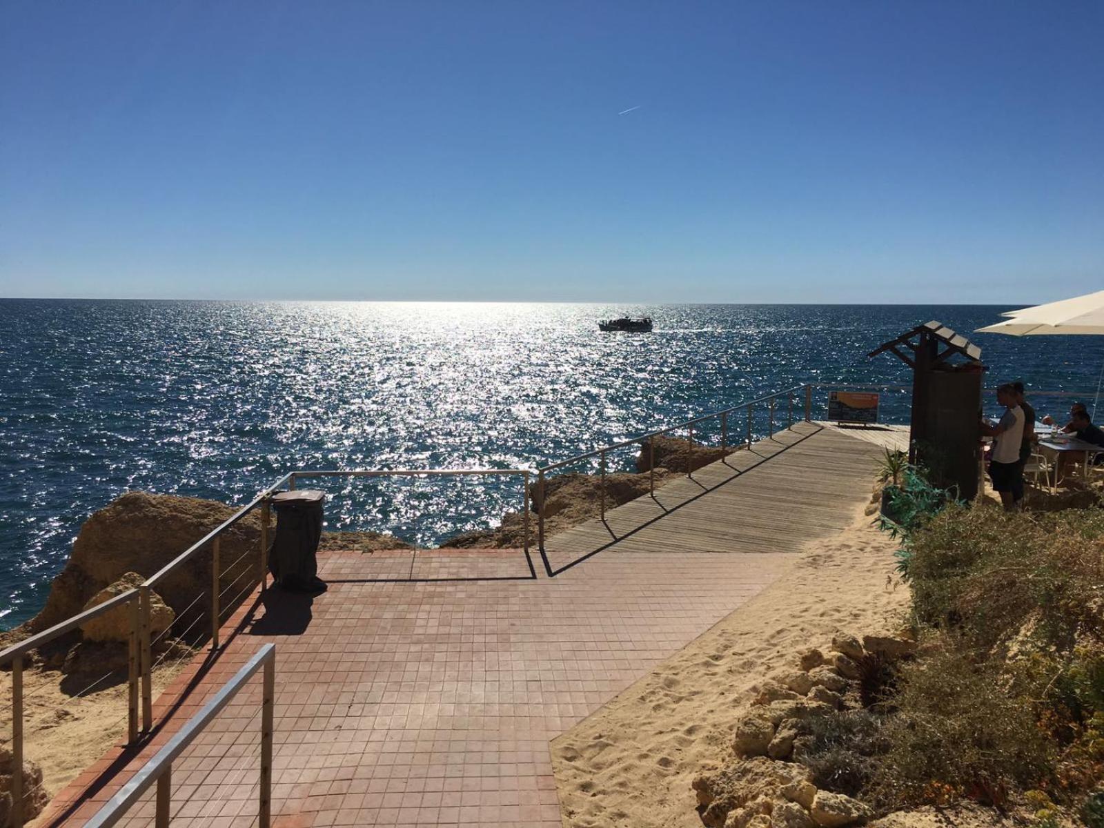 Os Reais - Apt In Front Of The Beach In Centeanes Carvoeiro  Bagian luar foto
